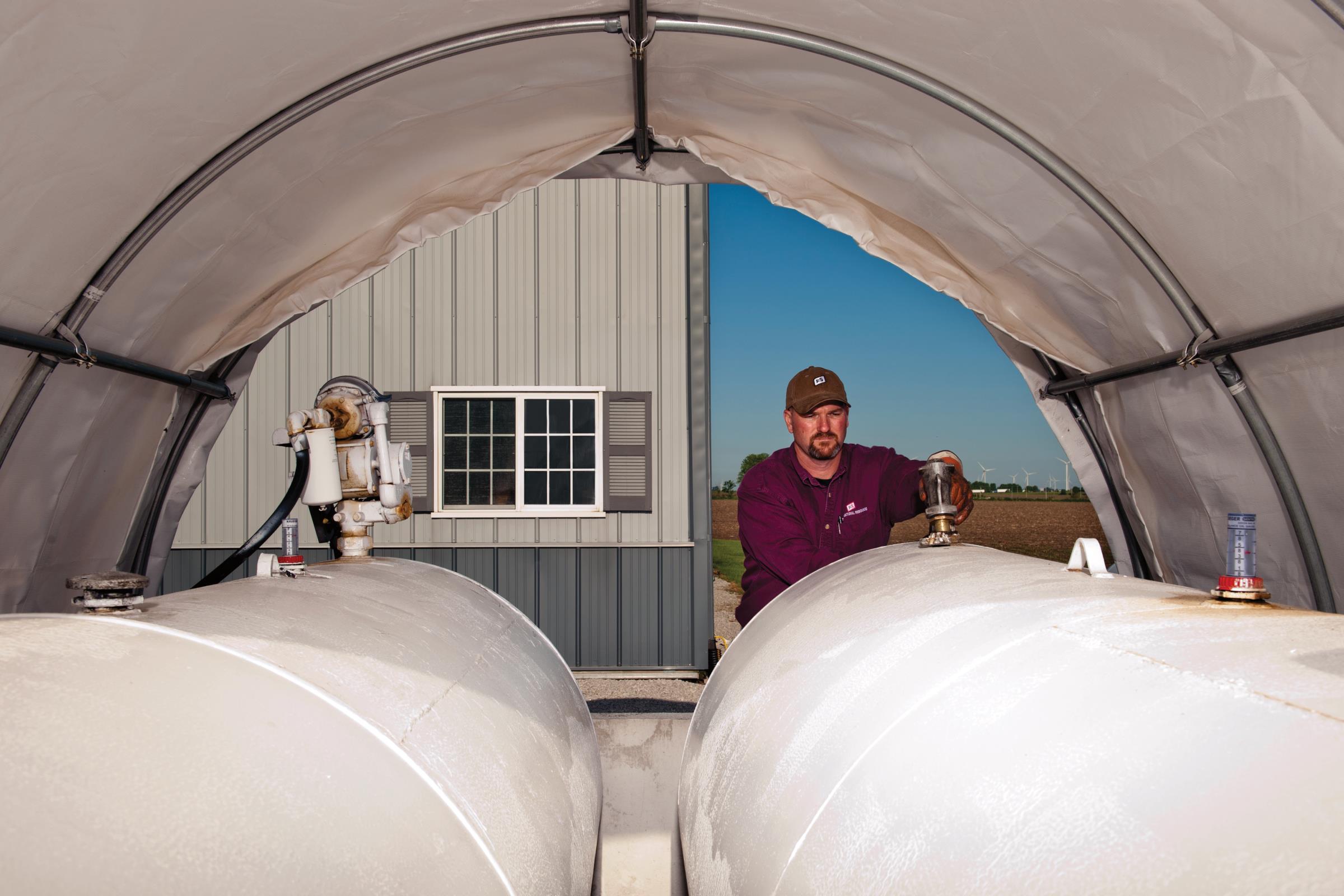 Managing Moisture in Fuel Tanks